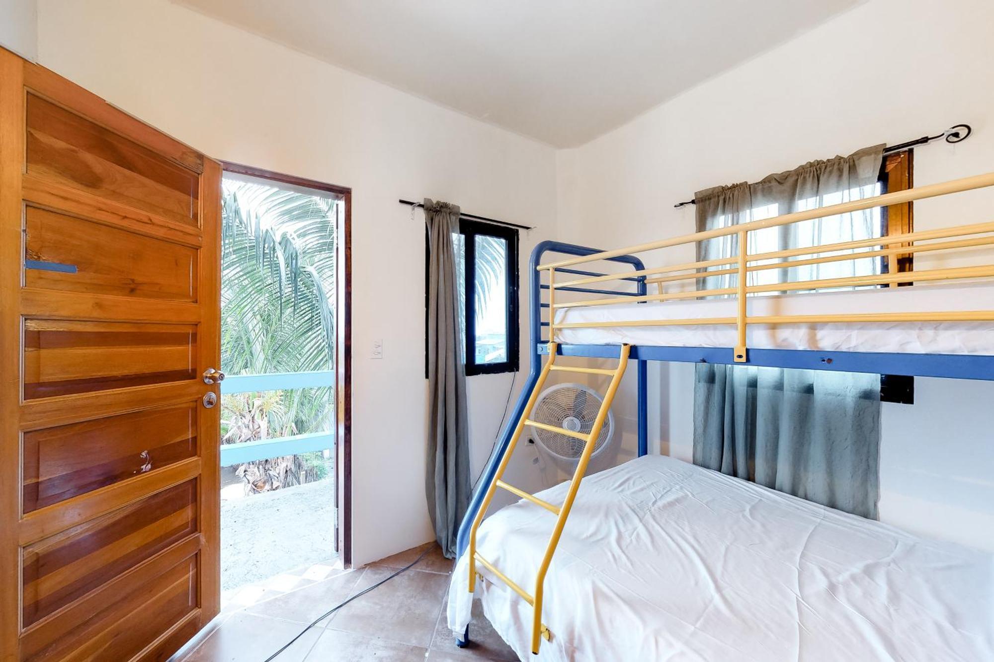 Mayan Falls Caye Caulker Quarto foto