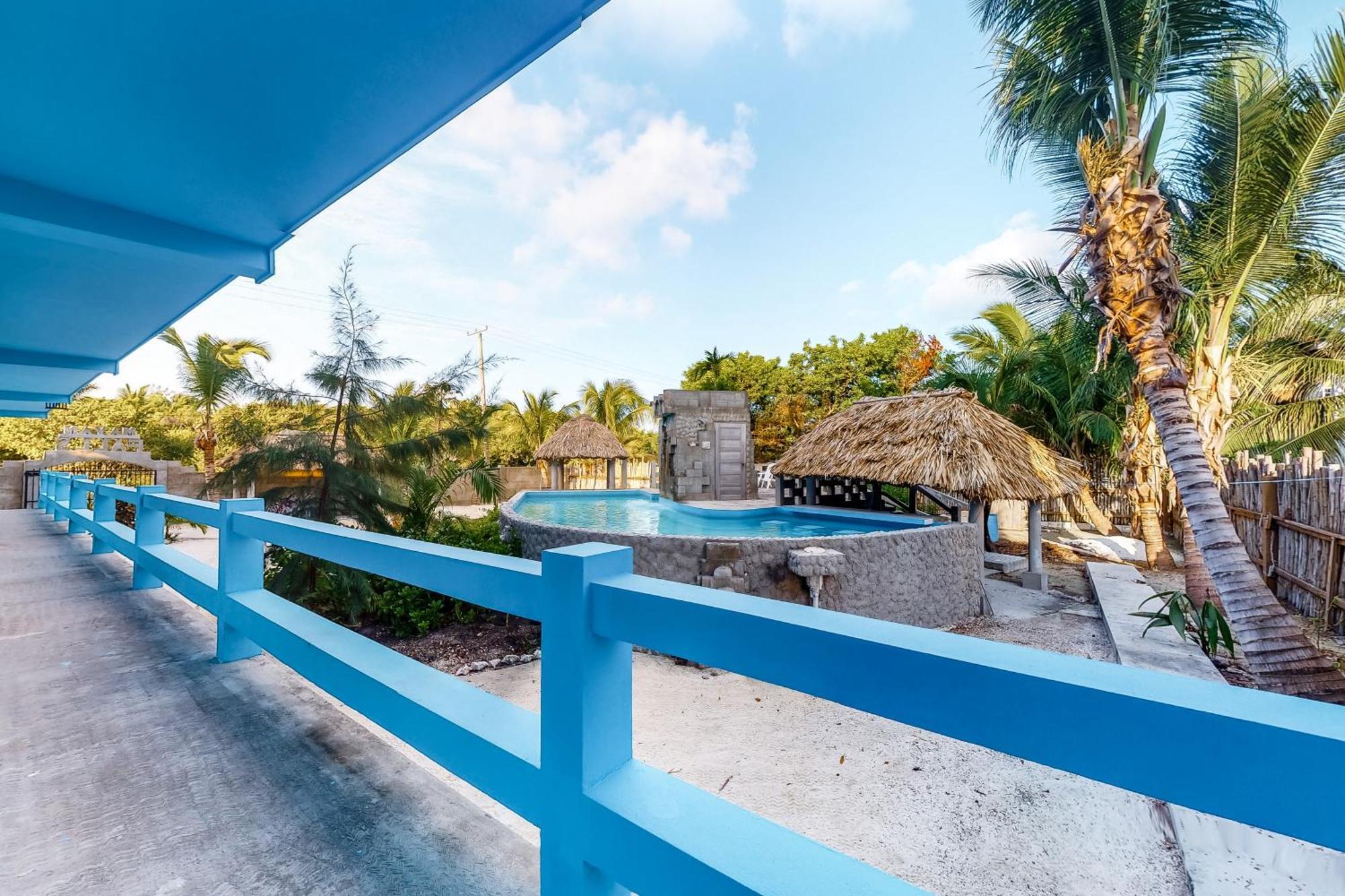 Mayan Falls Caye Caulker Quarto foto